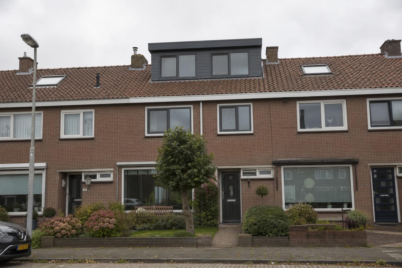 Dakkapel plaatsen Rotterdam Tile Stones